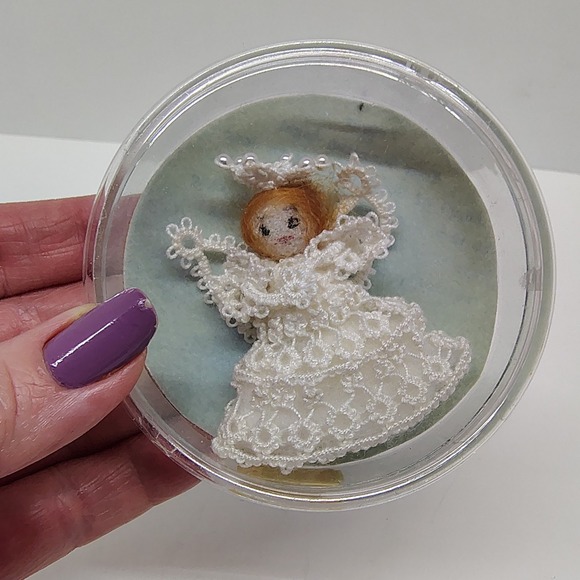 Handcrafted Angel Doll Guardian Prayer Vintage Display‎ Case Miniature Decor - Picture 1 of 8